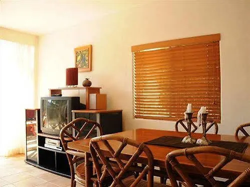 1/33-35 Fletcher Lane - A Beautiful Flat Byron Bay