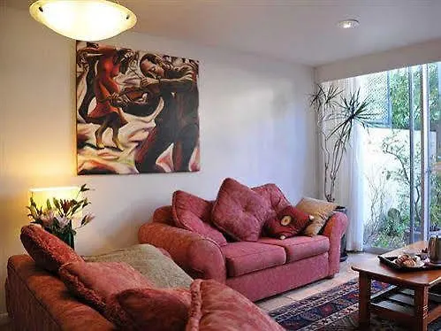 Apartment 1/33-35 Fletcher Lane - A Beautiful Flat Byron Bay