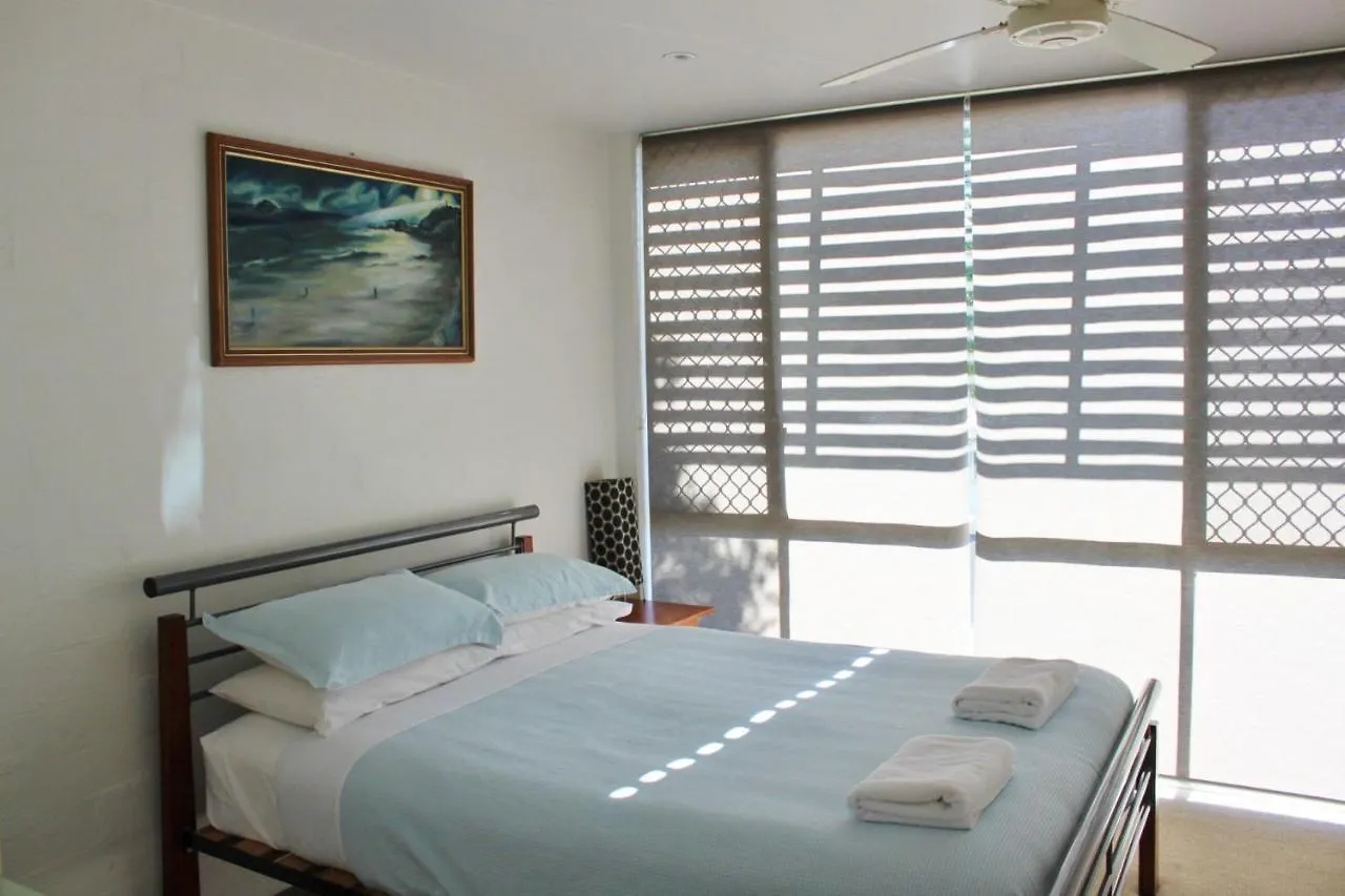 Apartment 1/33-35 Fletcher Lane - A Beautiful Flat Byron Bay Australia